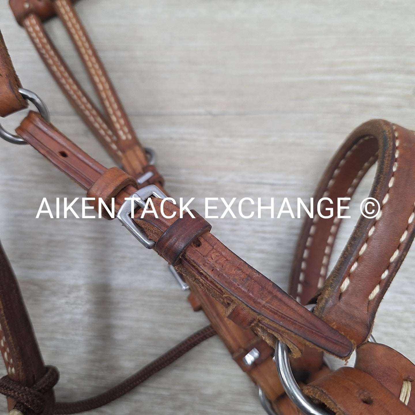 Kuda Saddlery Leather Bridle with Matching Bit Holder