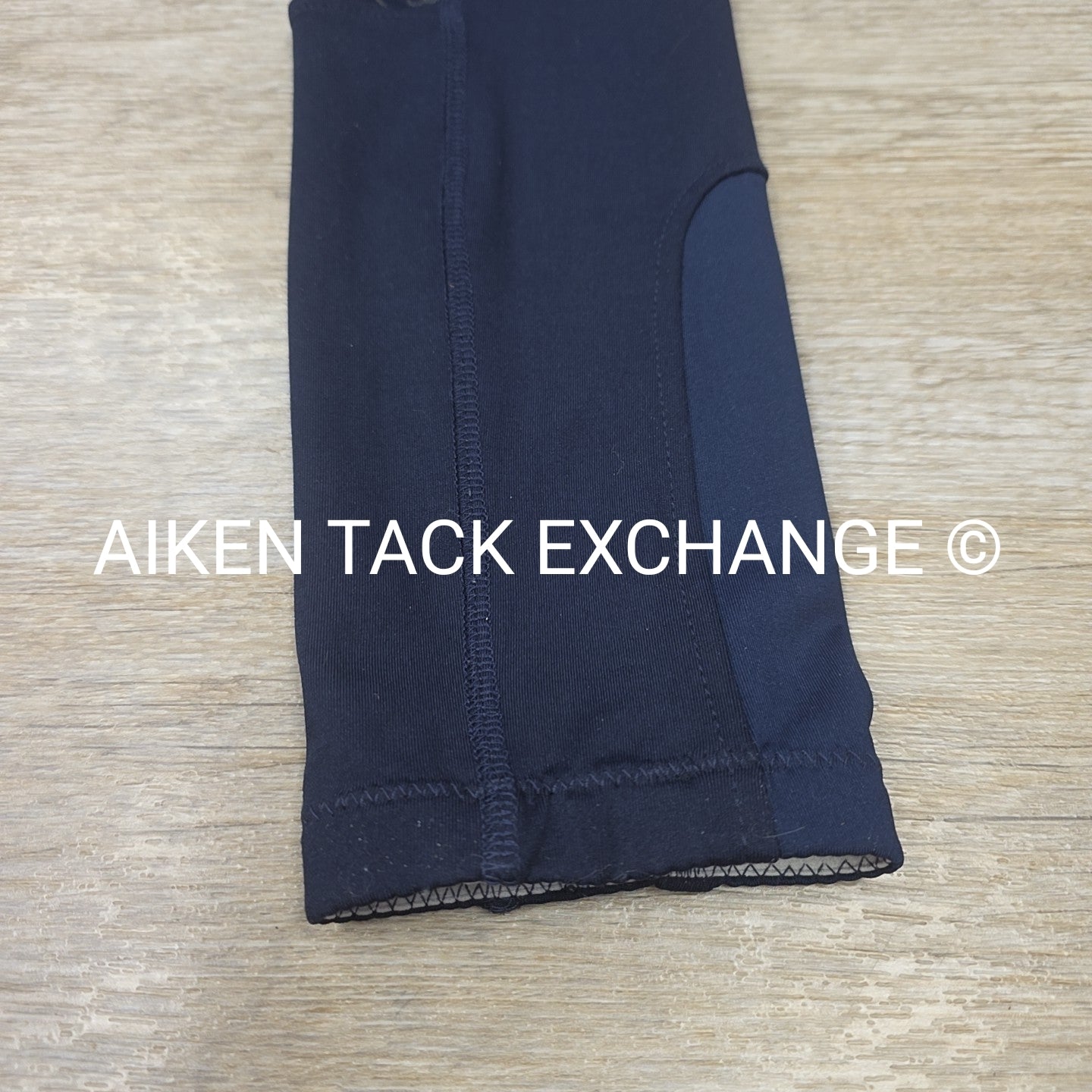 Ovation Aerowick Silicone Grip Full Seat Tights, Size Medium
