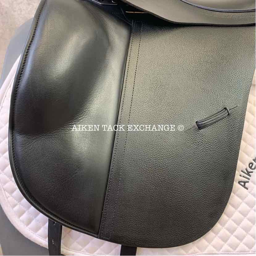 2019 Albion Genesis Platinum Ultima Dressage Saddle, 17.5" Seat, Short Flap, Medium Wide Tree (Adjustable), Wool Flocked Panels