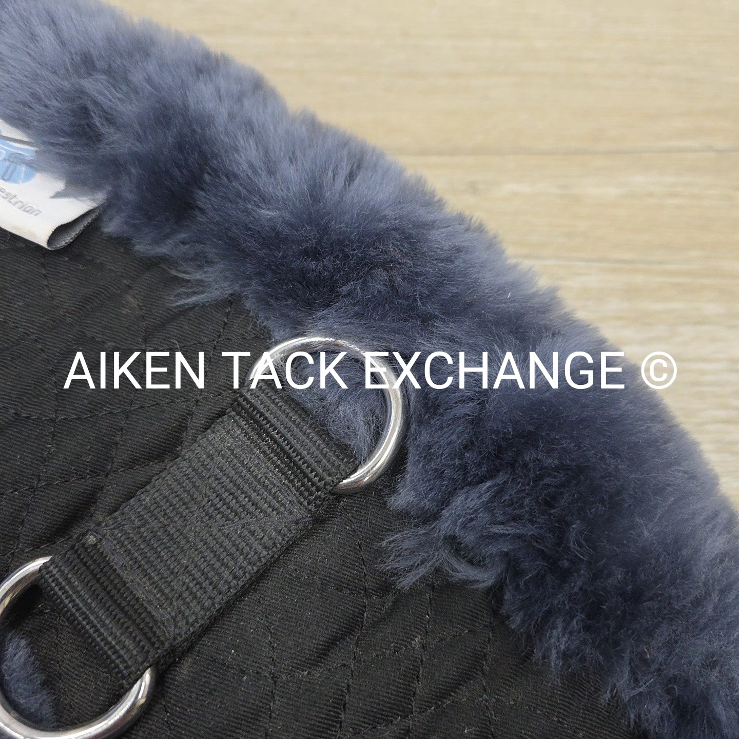 CAS Equestrian Sheepskin Girth, Black & Grey, 26"