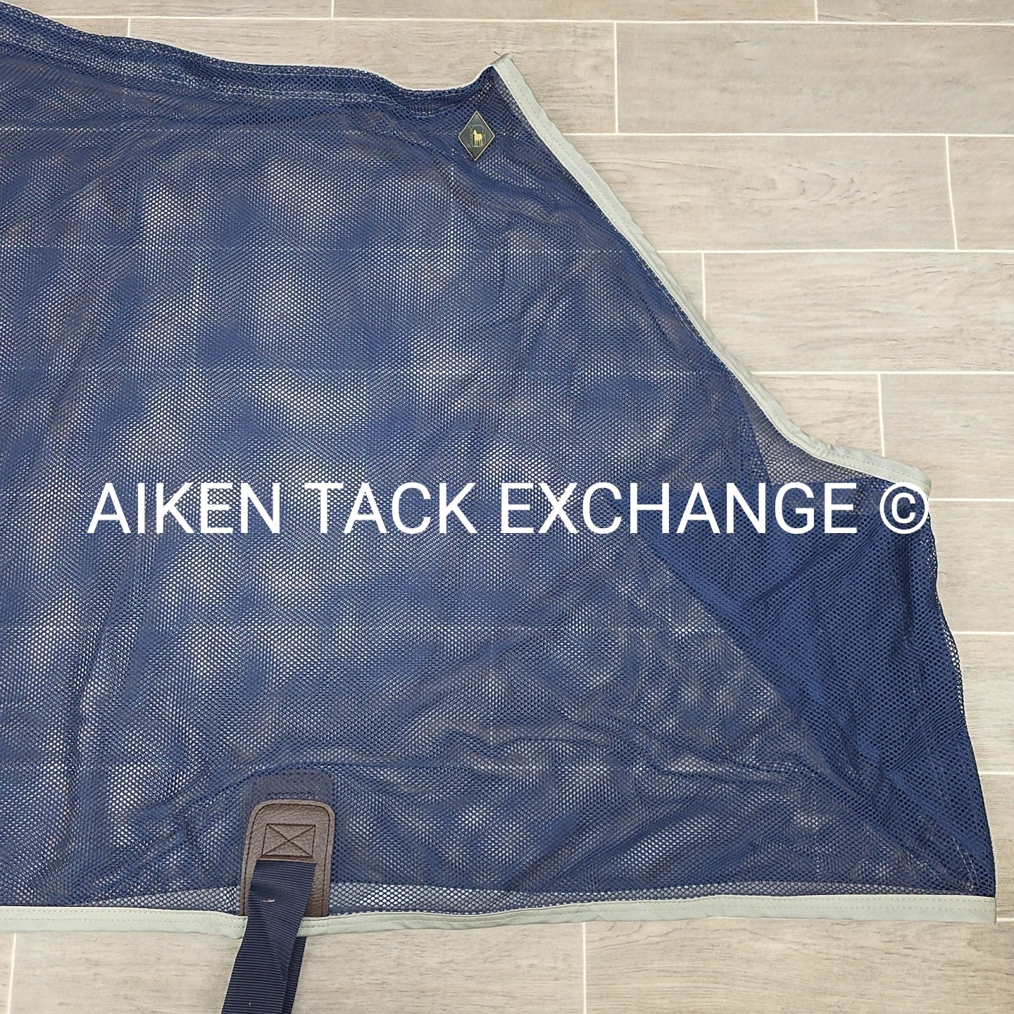 Big D Closed Front Scrim Sheet, 72"