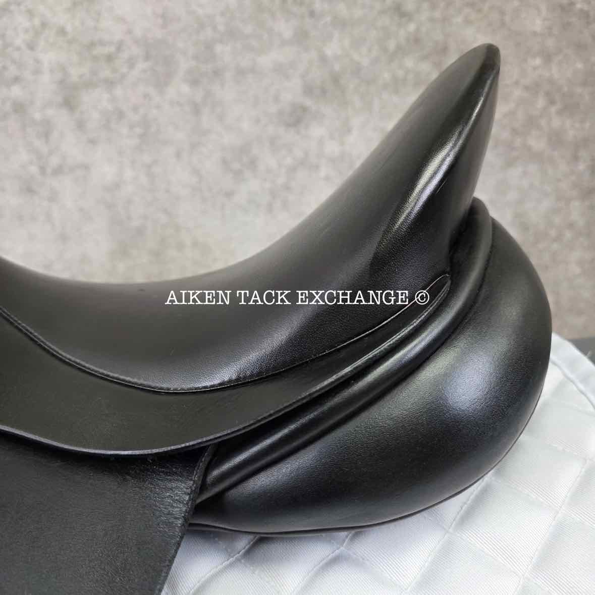 **SOLD** 1994 County Competitor Dressage Saddle, 17" Seat, MW/W Tree, Wool Flocked Panels