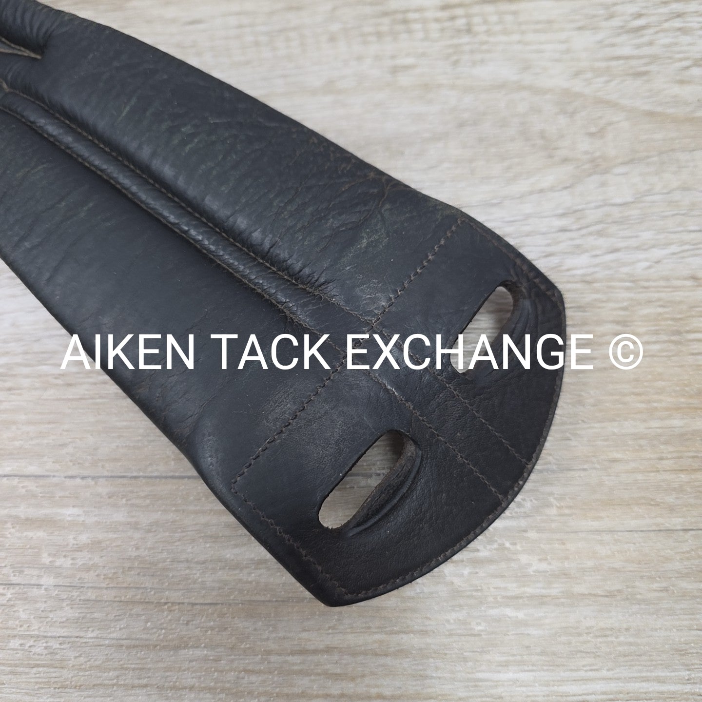 KL Select Red Barn Smart Dressage Girth, Black, 28"