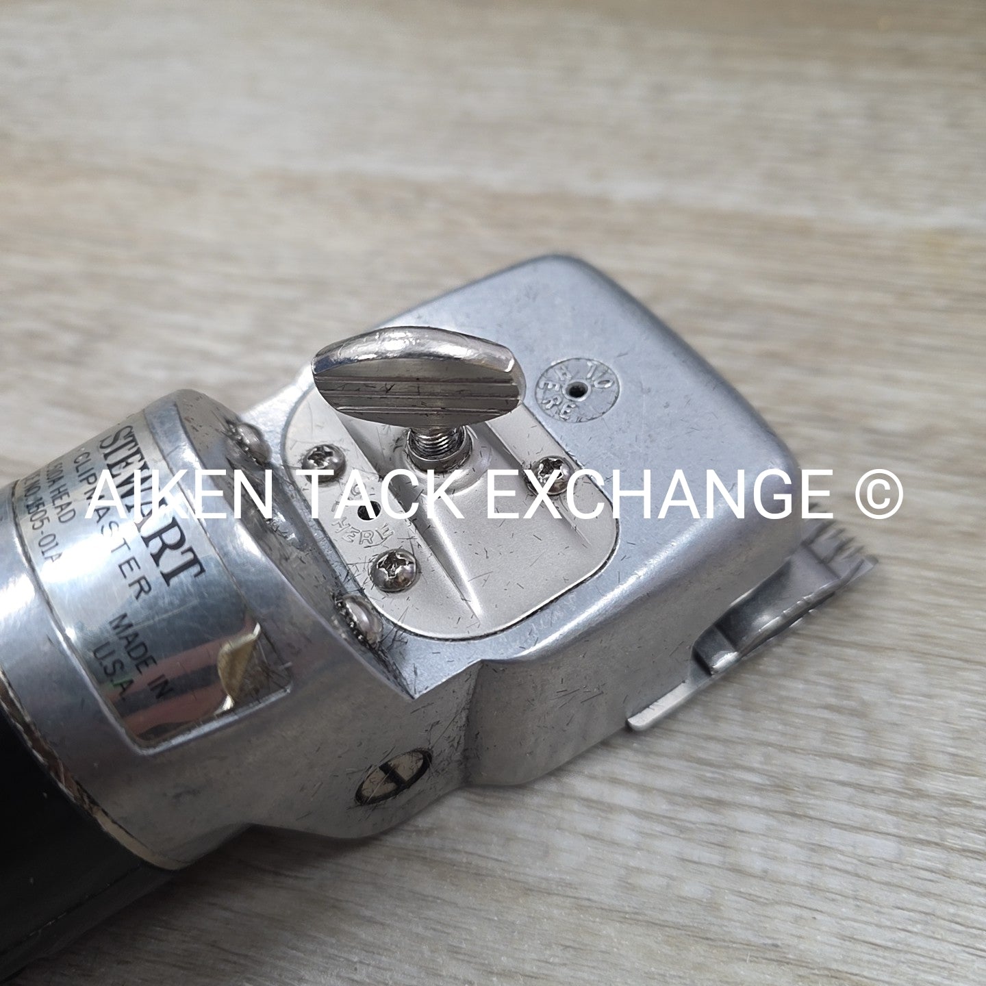 Oster Clipmaster Single Speed Clippers with Case