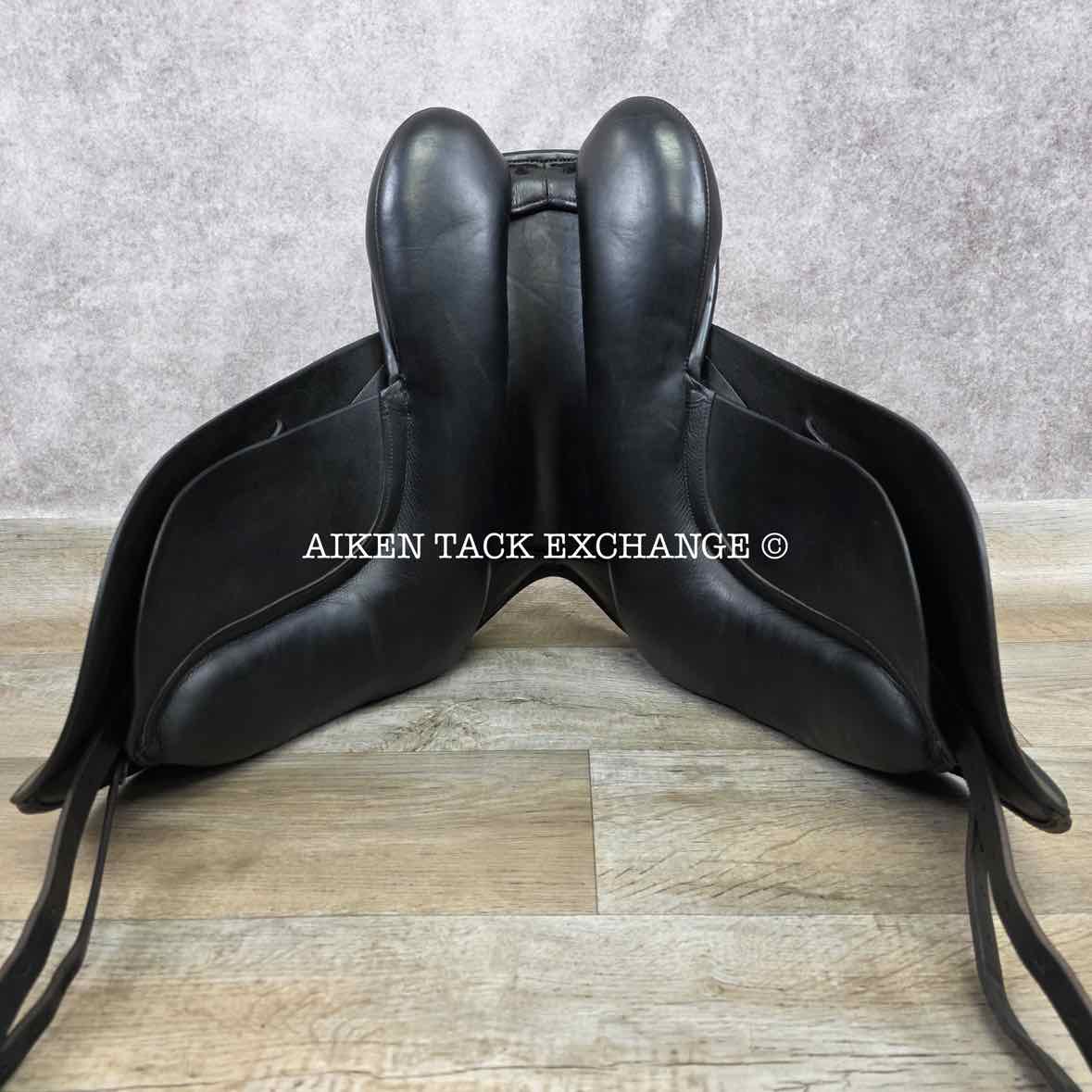 Borne Olympia Dressage Saddle, 17.5" Seat, Extra Wide Tree, Wool Flocked Panels