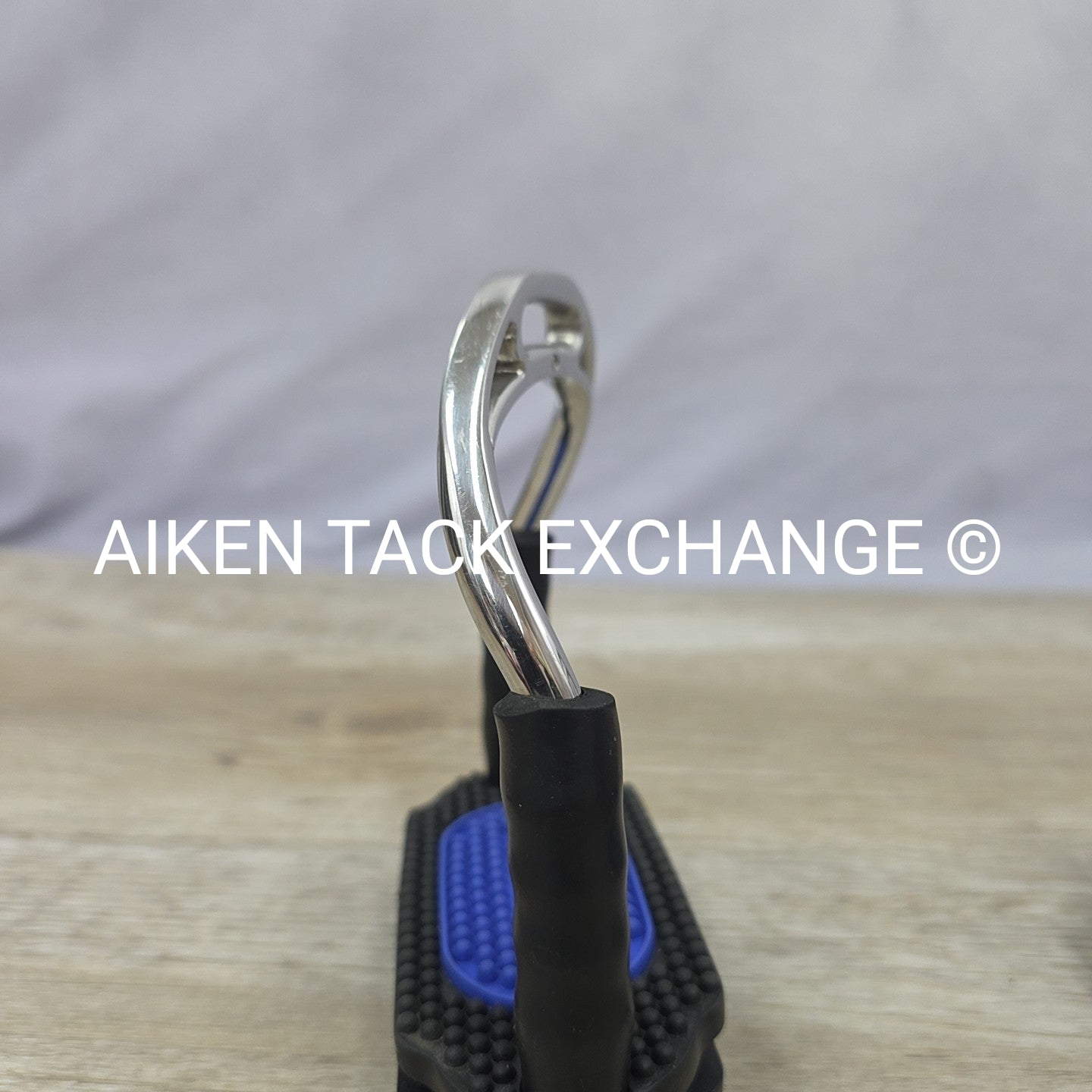 Herm Sprenger 4-F Bow Balance Stirrup Irons, 4"