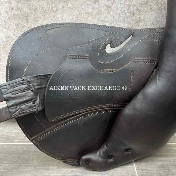 **SOLD** 2021 Prestige Passion K Monoflap Jump Saddle, 17" Seat, 34 Tree - MW, Wool Flocked Panels