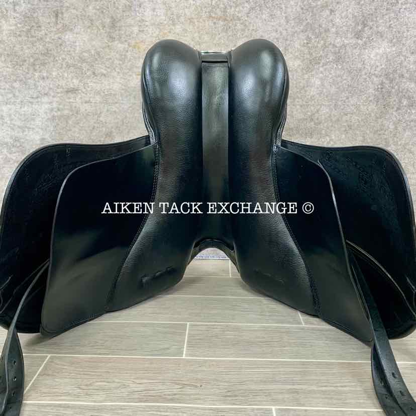 **SOLD** 2012 Stubben Genesis CL Deluxe Dressage Saddle, 17.5" Seat with Biomex, 30 cm Tree - MW , Wool Flocked Panels