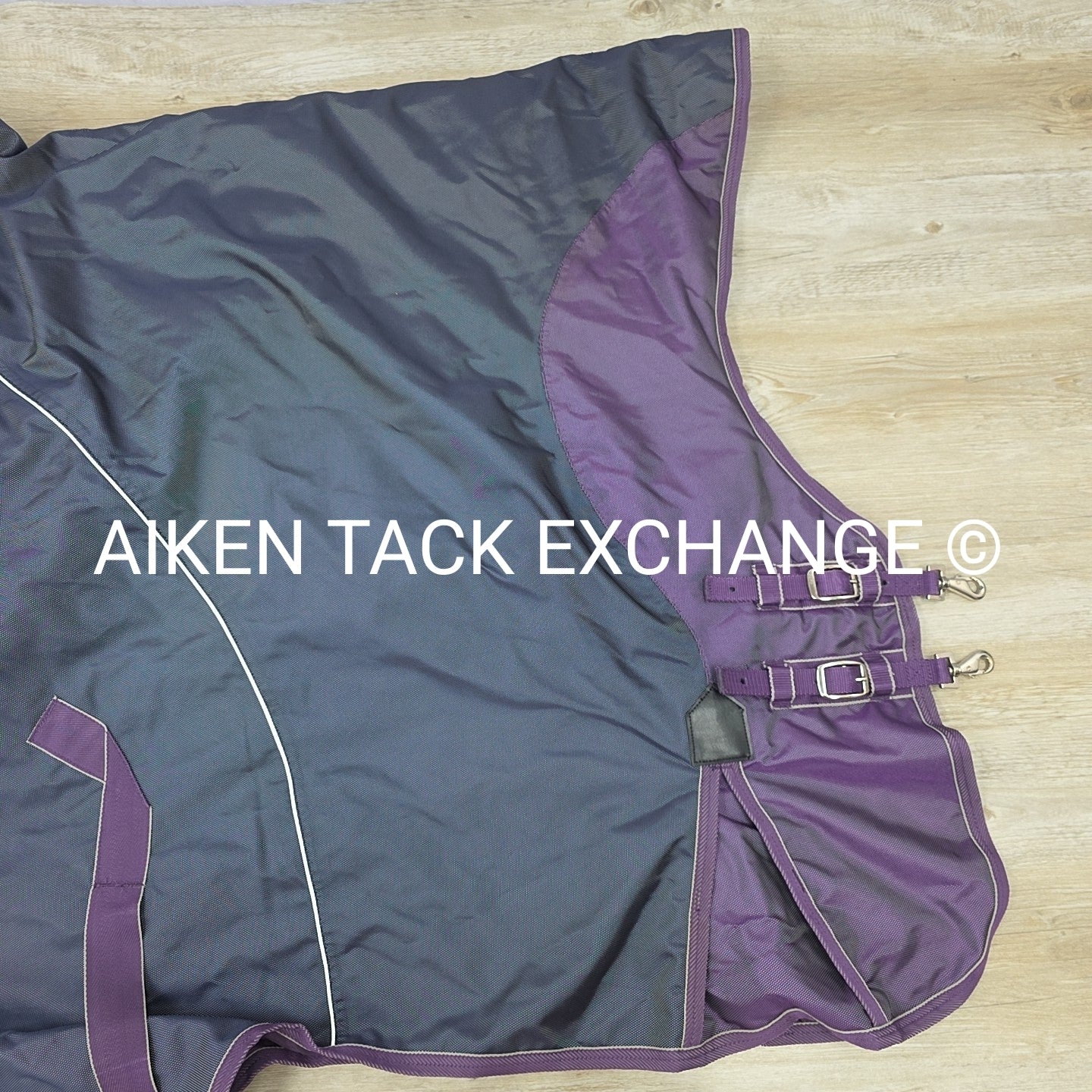 Weatherbeeta Taka Contour High Neck Medium Weight Turnout Blanket, 84"