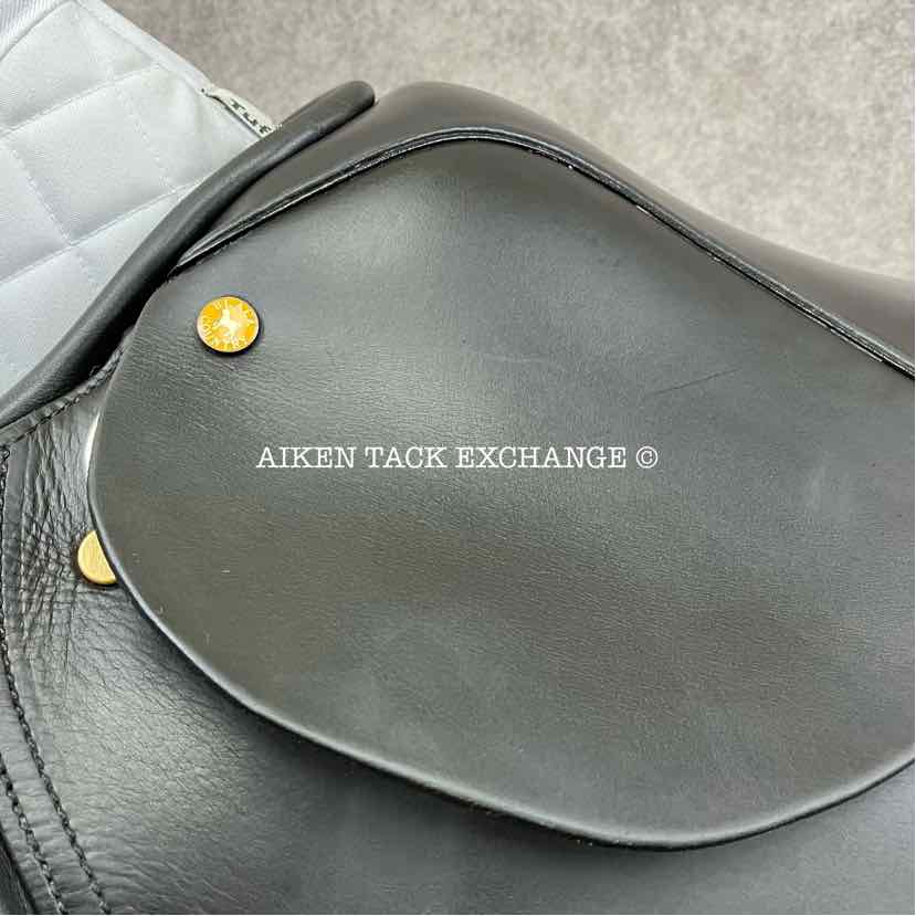 **SOLD** 2002 Black Country Close Contact Jump Saddle, 17" Seat, Medium Tree, Wool Flocked Panels