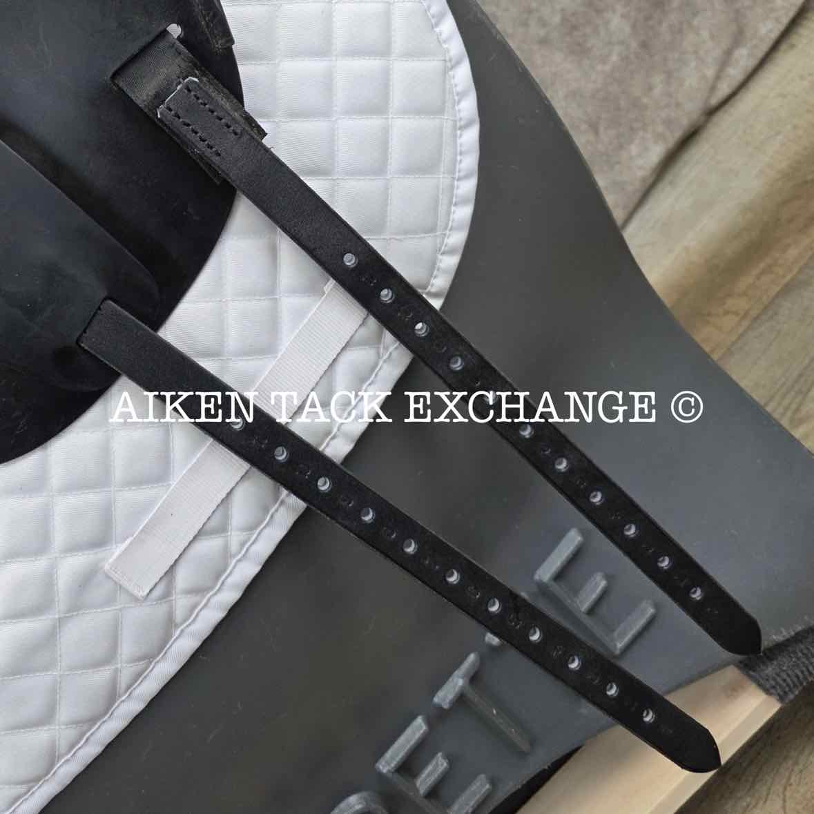 2008 Amerigo Vega Dressage Saddle, 18" Seat, M/MW Tree, Wool Flocked Panels