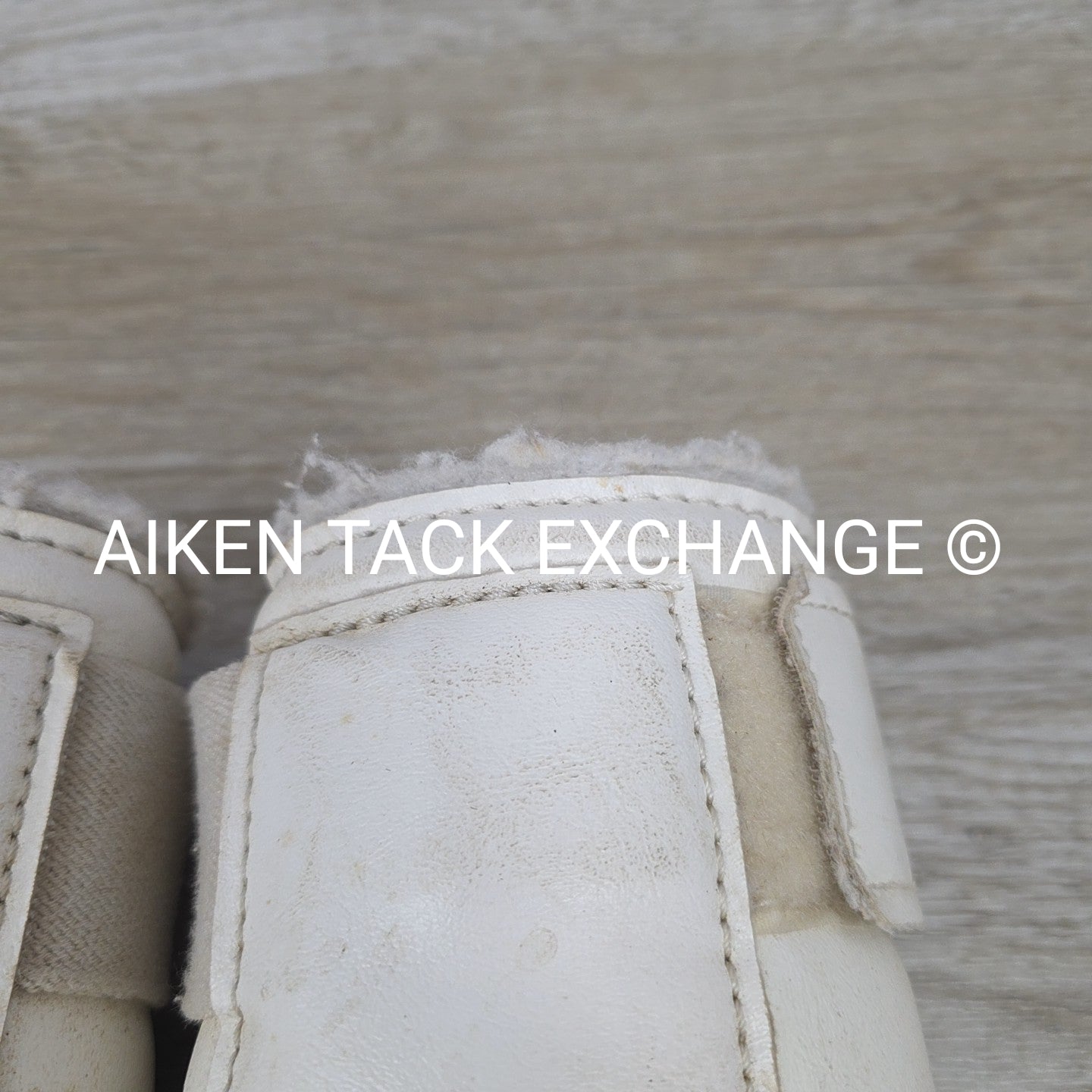 BARGAIN BUNDLE: Toklat Valena Fleece Lined Boots, Size Medium, Set of 4