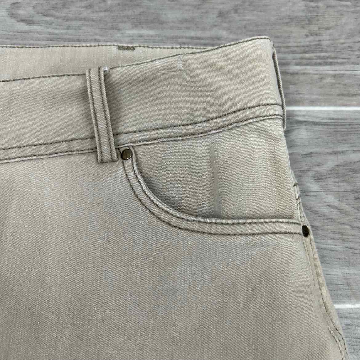 Goode Rider Silicone Grip Knee Patch Breeches, Size 30 R