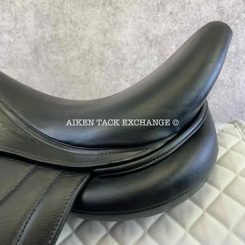 2015 Antares Cadence Monoflap Dressage Saddle, 17.5" Seat, 2R Flap, Wide Tree - AO2, Foam Panels, Full Buffalo Leather