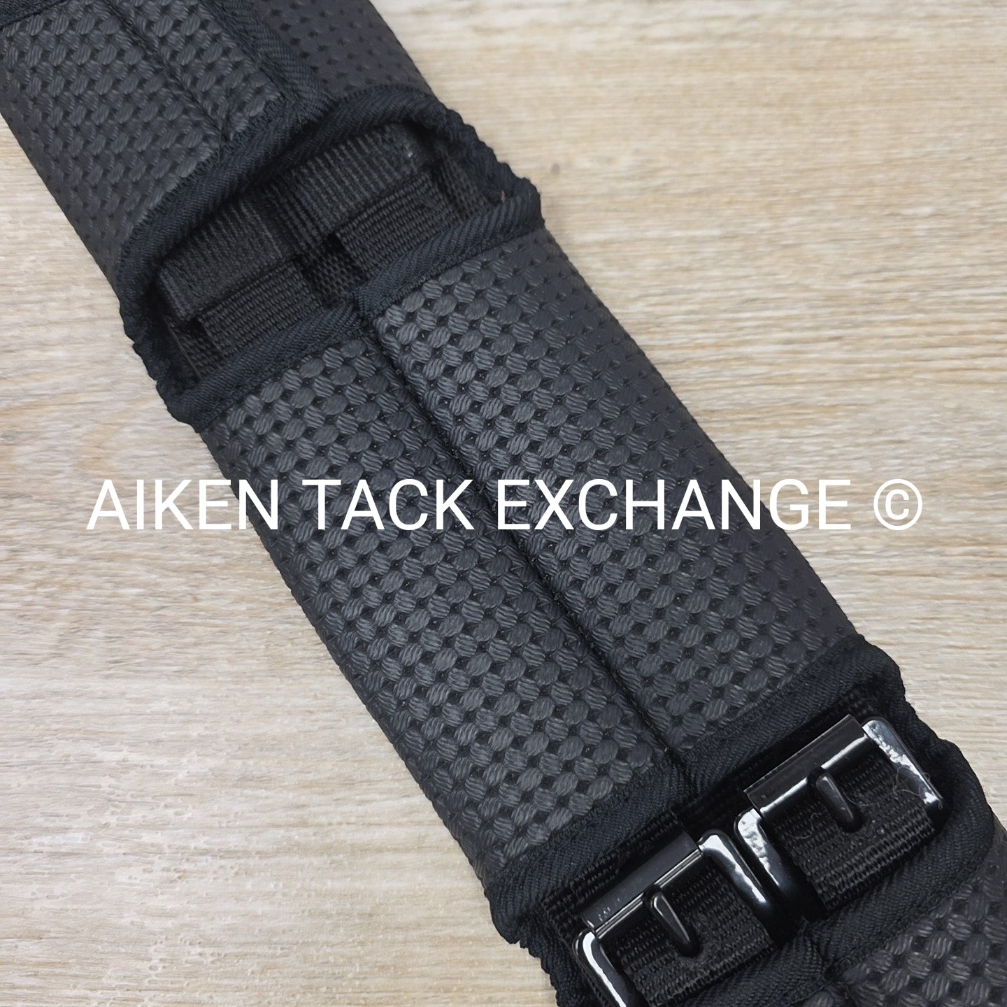 Advantage Adjustable Dressage Girth, Size 23-34"