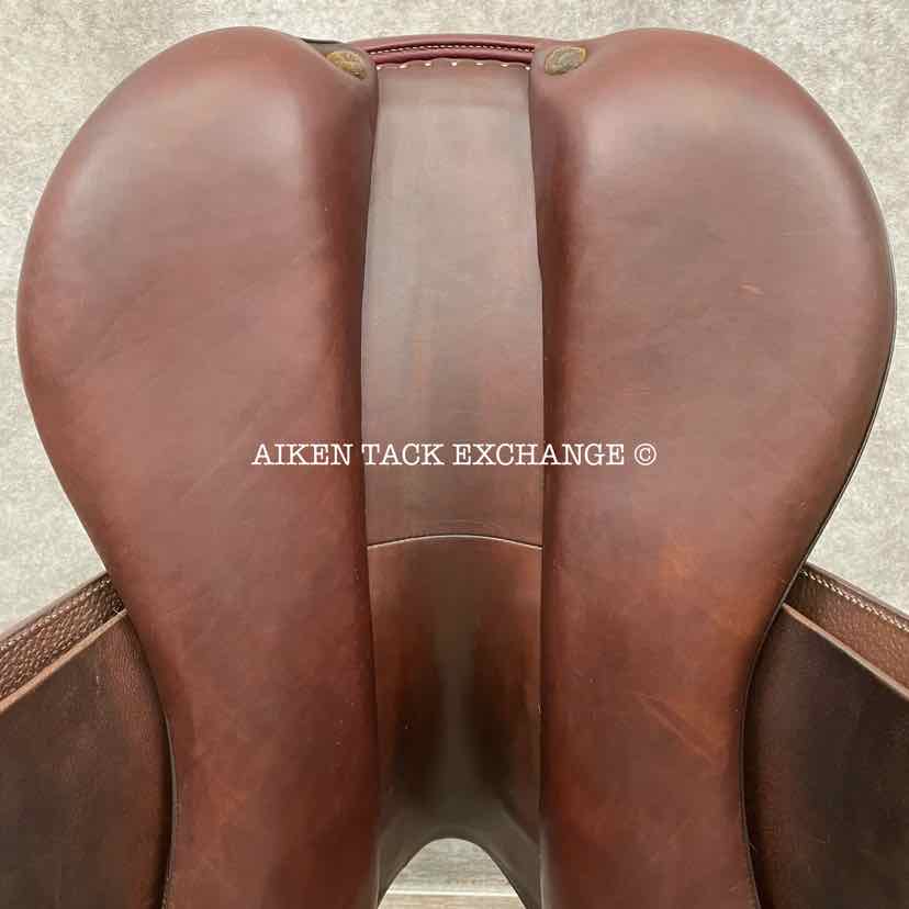 2020 Arion J3 Close Contact Jump Saddle, 17.5" Seat, 3A Flap, Medium Wide Tree, Shoulder-Free Panels, Full Buffalo Leather