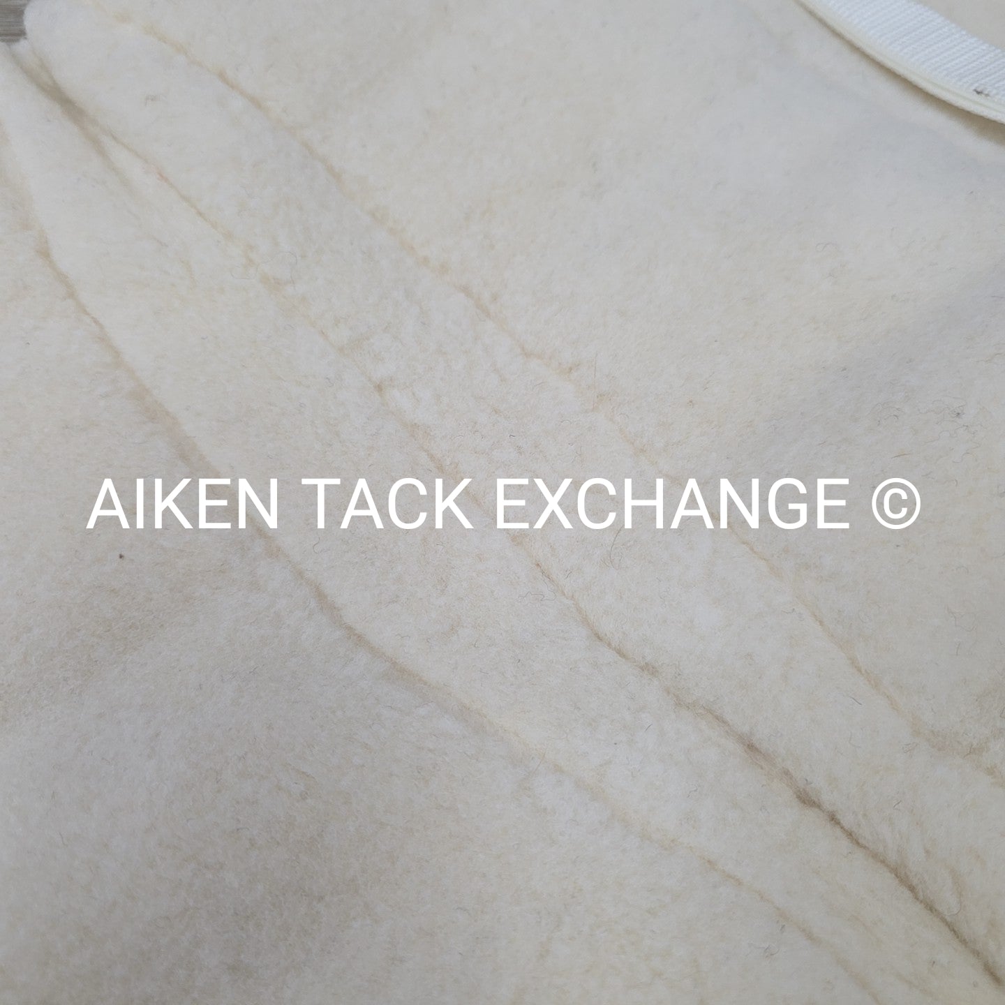 Toklat WoolBack Contour Dressage Saddle Pad
