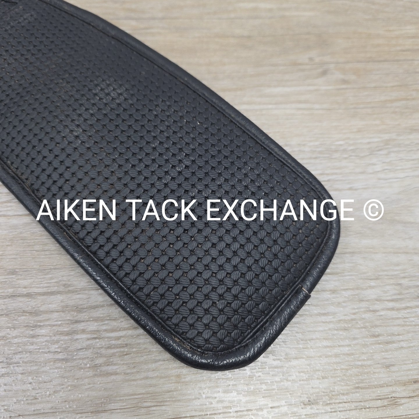 Ovation Airform Dressage Chafeless Girth, Black, 28"