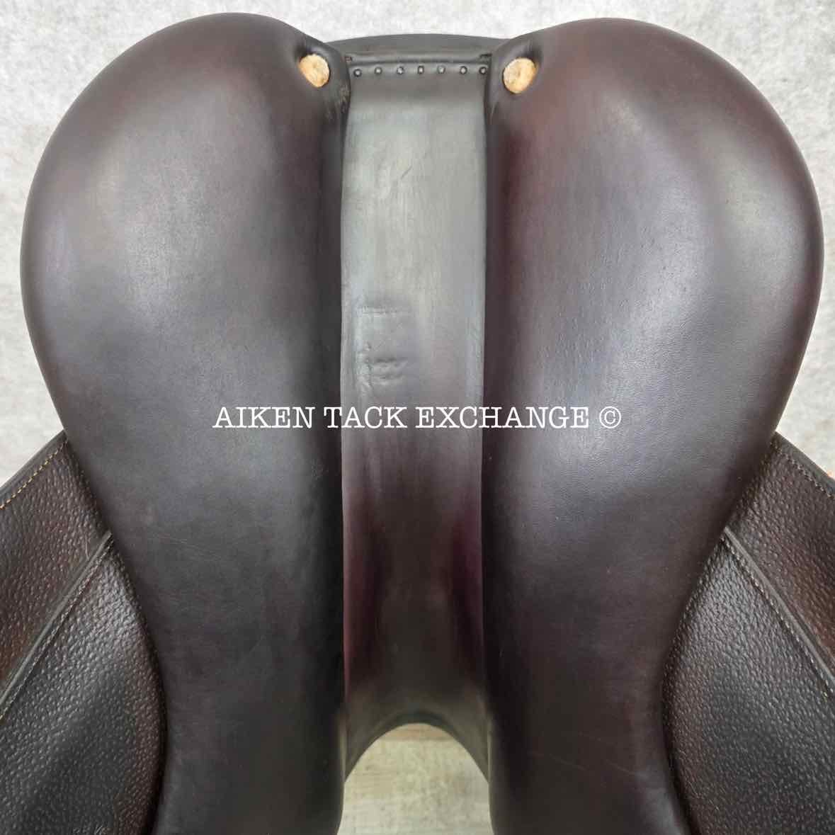 2016 CWD SE04 Monoflap Jump Saddle, 17.5" Seat, 2AA Flap, Medium Tree, Foam Panels