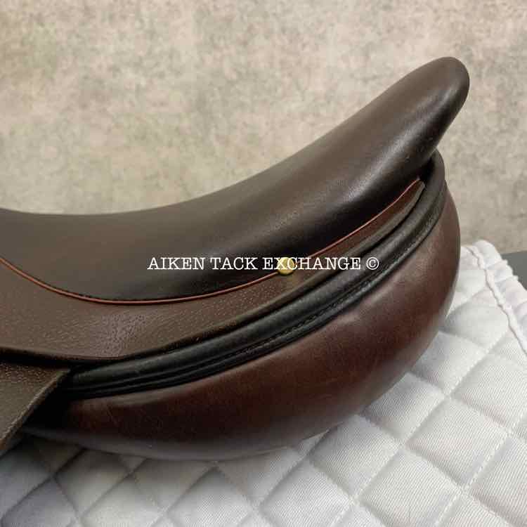 **SOLD** Crosby Miller's EuroPrix Close Contact Jump Saddle, 17.5" Seat, Medium Tree, Foam Panels