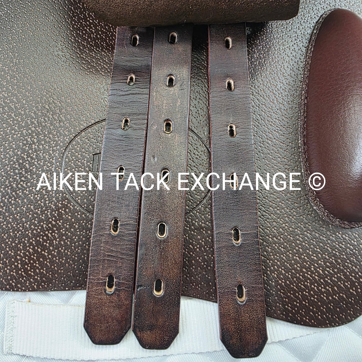 2017 Prestige Roma Jump Saddle, 18" Seat, 33 Tree - M/MW, Wool Flocked Panels