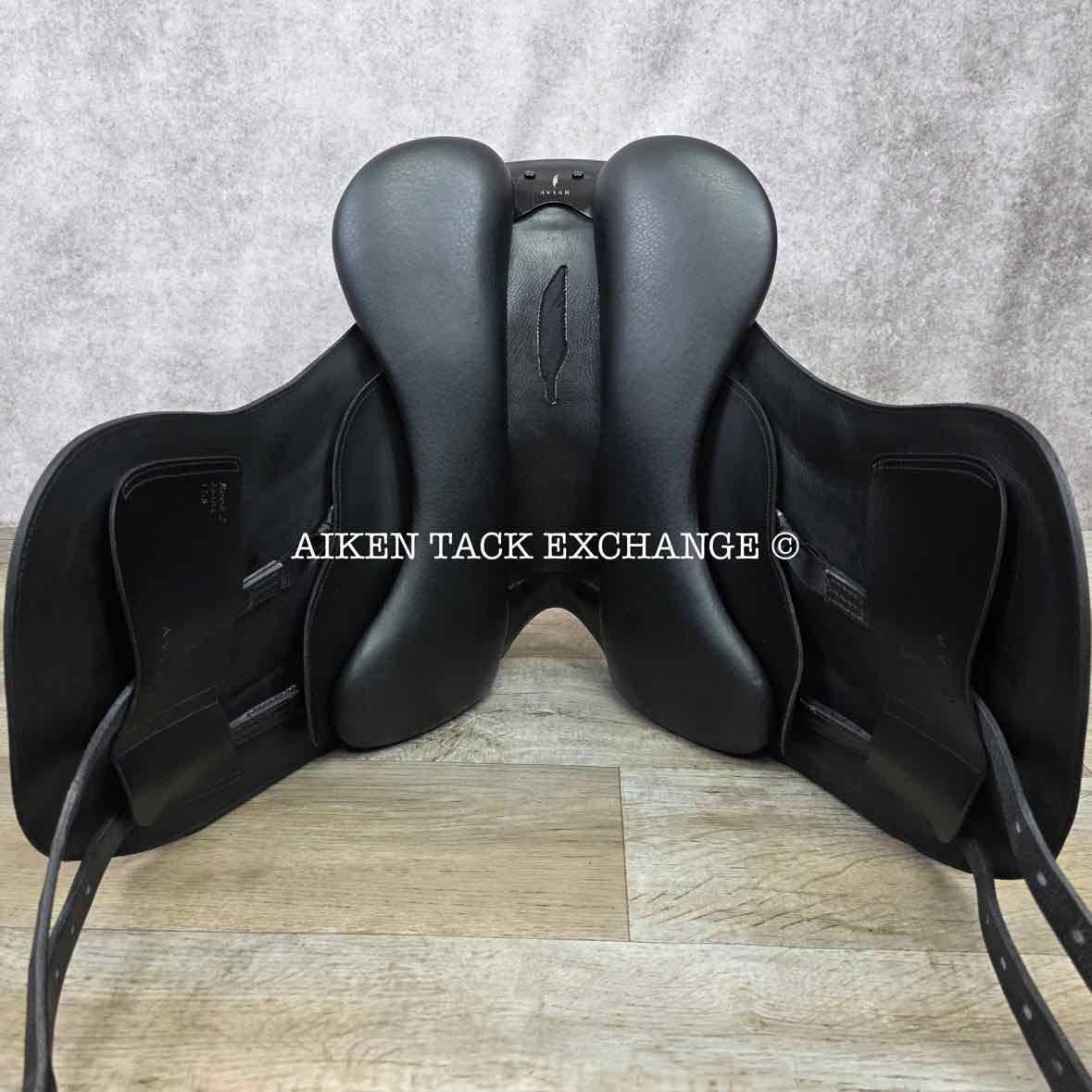 2023 Aviar Rook 2.0 Monoflap Dressage Saddle, 17.5" Seat, Adjustable Tree, Foam Panels