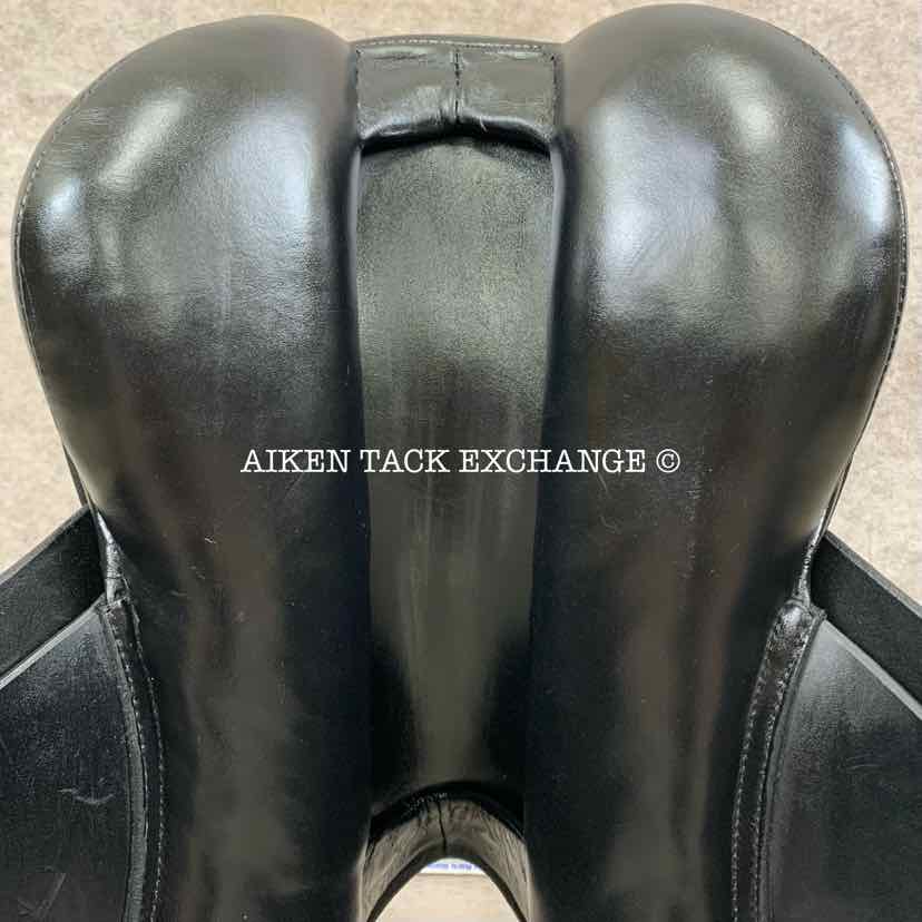 HDR Pro Buffalo Dressage Saddle, 17" Seat, Medium Wide Tree, Wool Flocked Panels