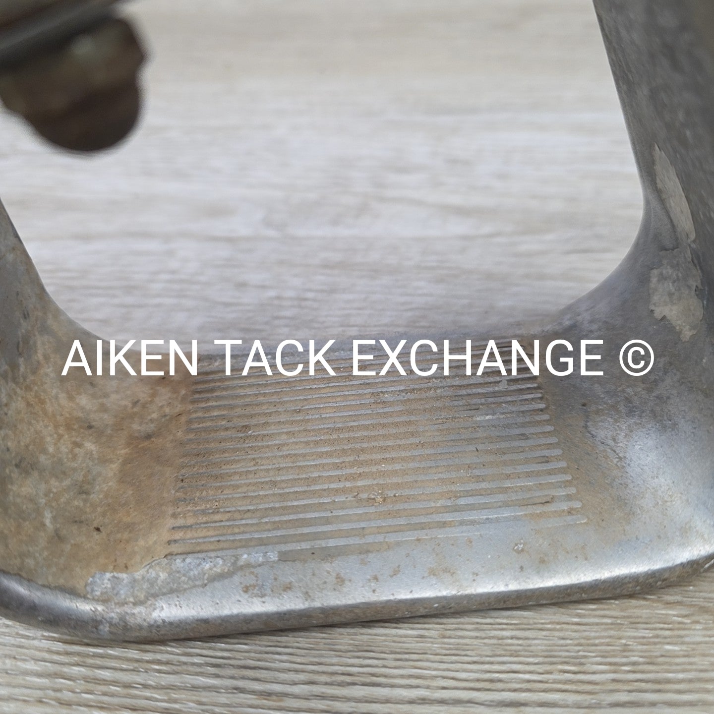 Aluminium Slanted Western Stirrups wtih EZ Knees Stirrup Turners