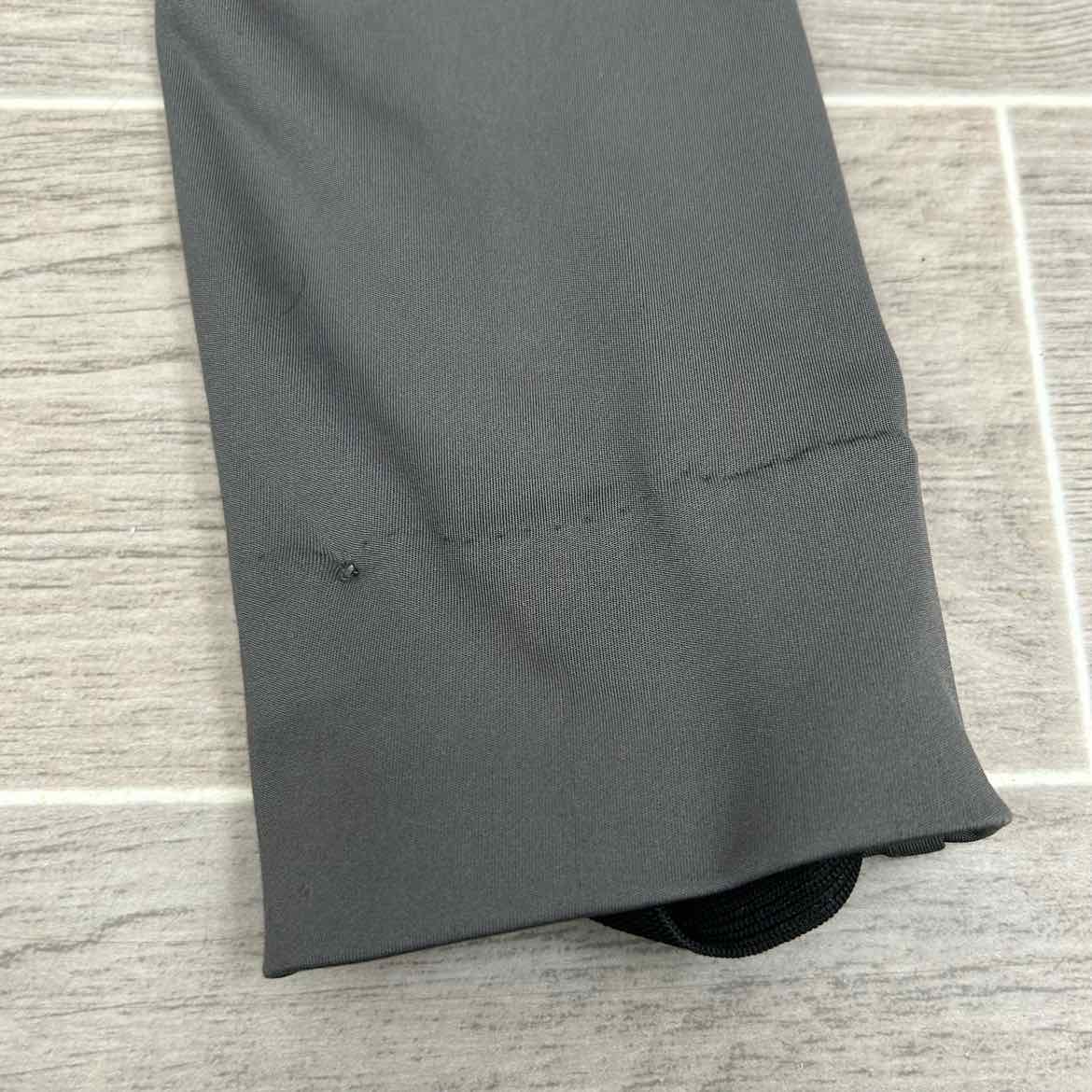 Dover Saddlery Riding Sport Silicone Grip Knee Patch Breeches, Size 10