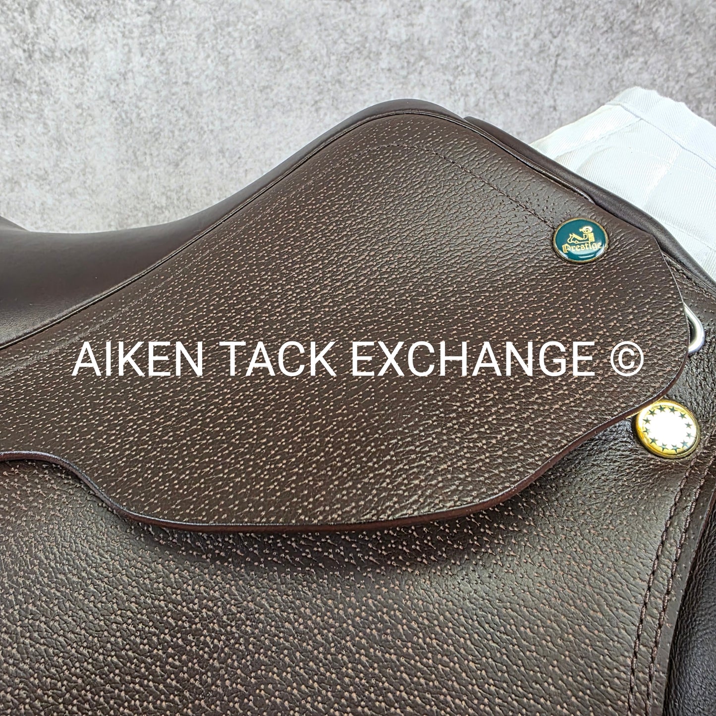 2017 Prestige Roma Jump Saddle, 18" Seat, 33 Tree - M/MW, Wool Flocked Panels