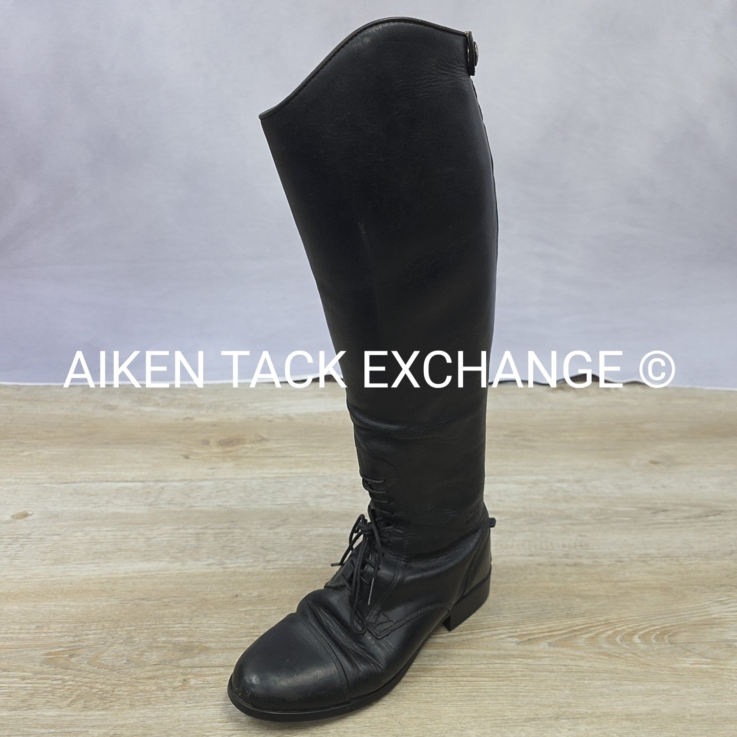 Ariat Field Boots, Size 7, Regular Calf, Height Medium