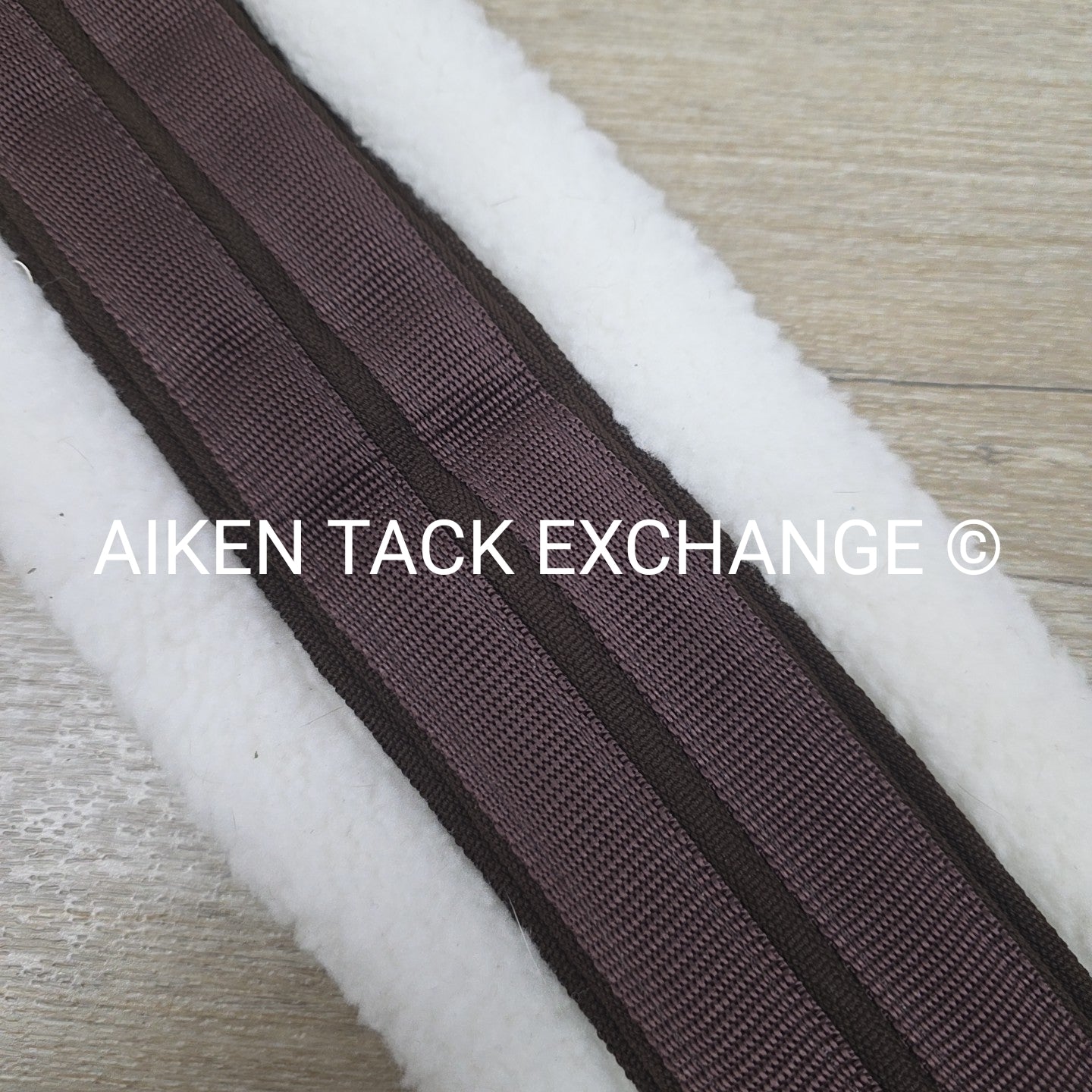 Ovation Fleece Girth, Brown, 56"