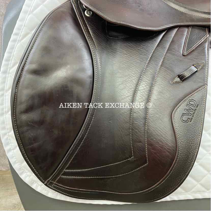 2015 CWD SE02 Close Contact Jump Saddle, 17" Seat, 3L Flap, Medium Tree, Foam Panels, Full Buffalo Leather