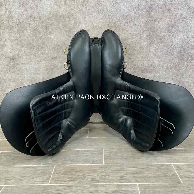 BT Crump Icelandic Saddle, 17.5" Seat, Narrow Tree, Wool Flocked Panels