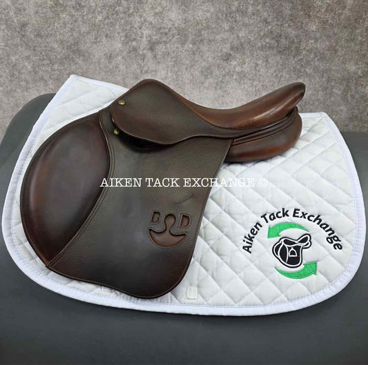**SOLD** 2019 Bruno Delgrange Nino Close Contact Jump Saddle, 15.5" Seat, 1A Flap, M/MW Tree, Foam Panels