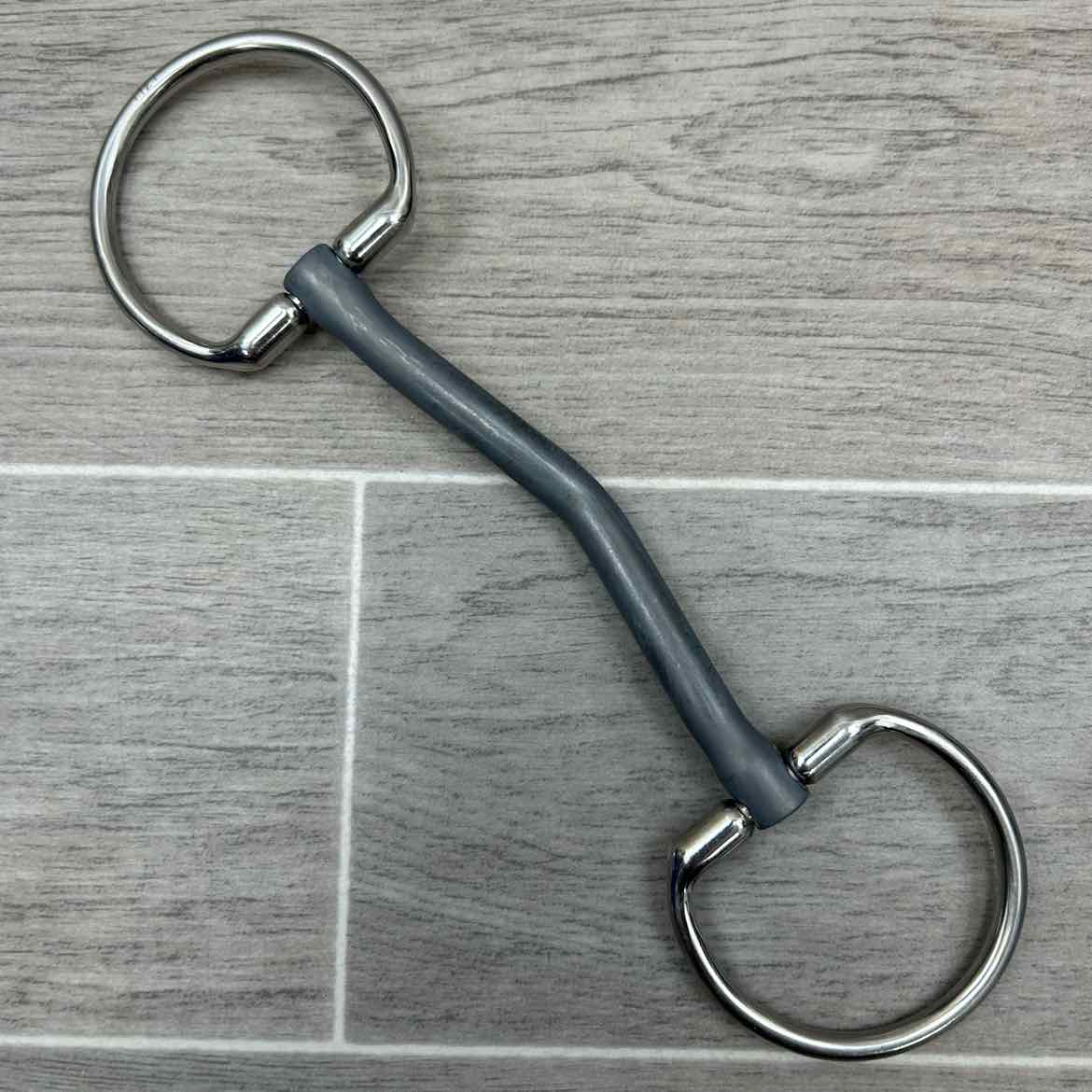 Fager Sara Titanium Mullen Mouth Eggbutt Bit 5.25"