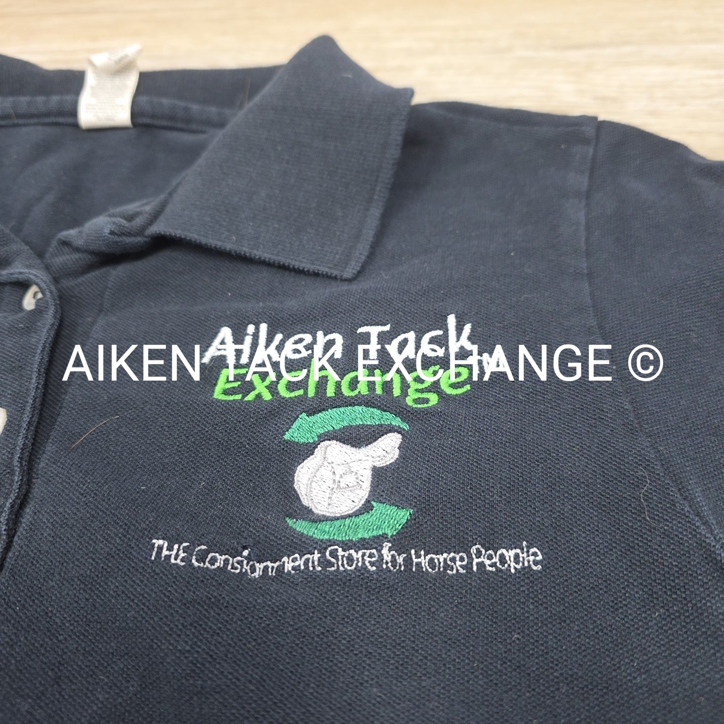 Short Sleeve Collared Polo Shirt with ATE Logo, Women's Size Medium
