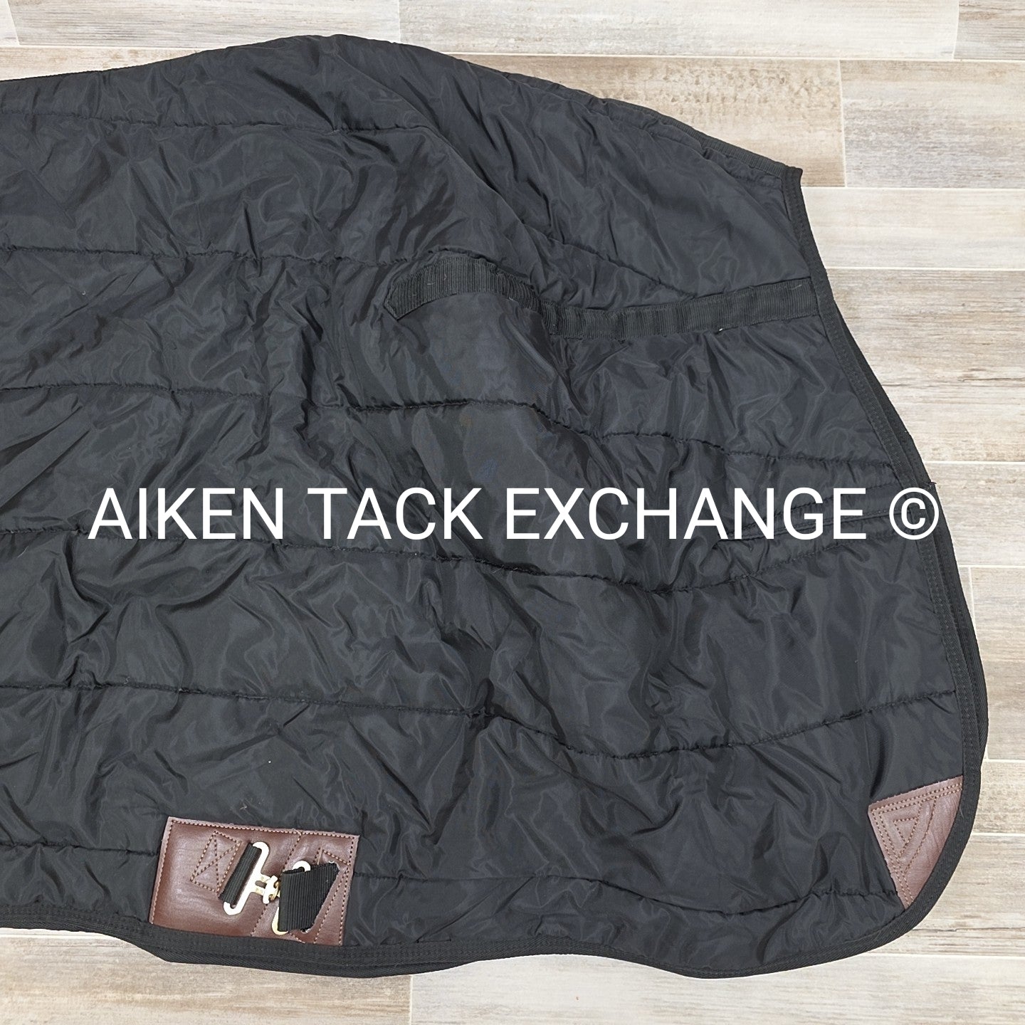 Schneiders Adjusta-Fit Closed Front Stable Blanket 74"