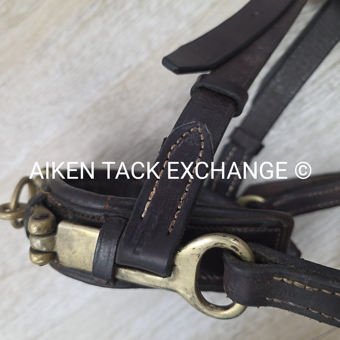 Leather Lunge Cavesson (Leather has Cracking)