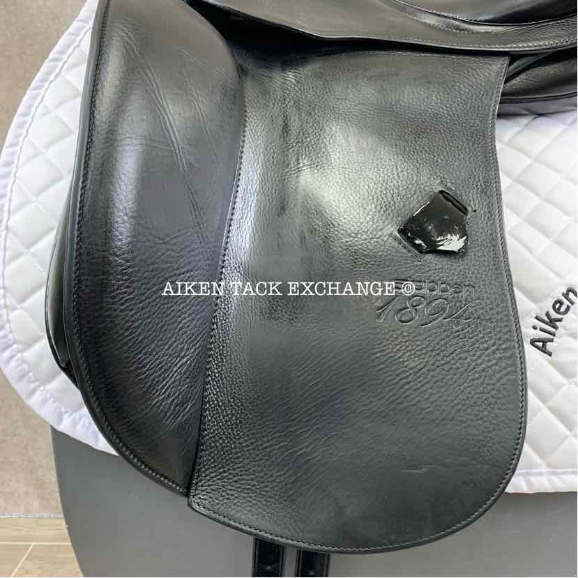 **SOLD** 2016 Stubben 1894 Dressage Saddle, 17.5" Seat, 32 cm Tree - Wide, Wool Flocked Panels