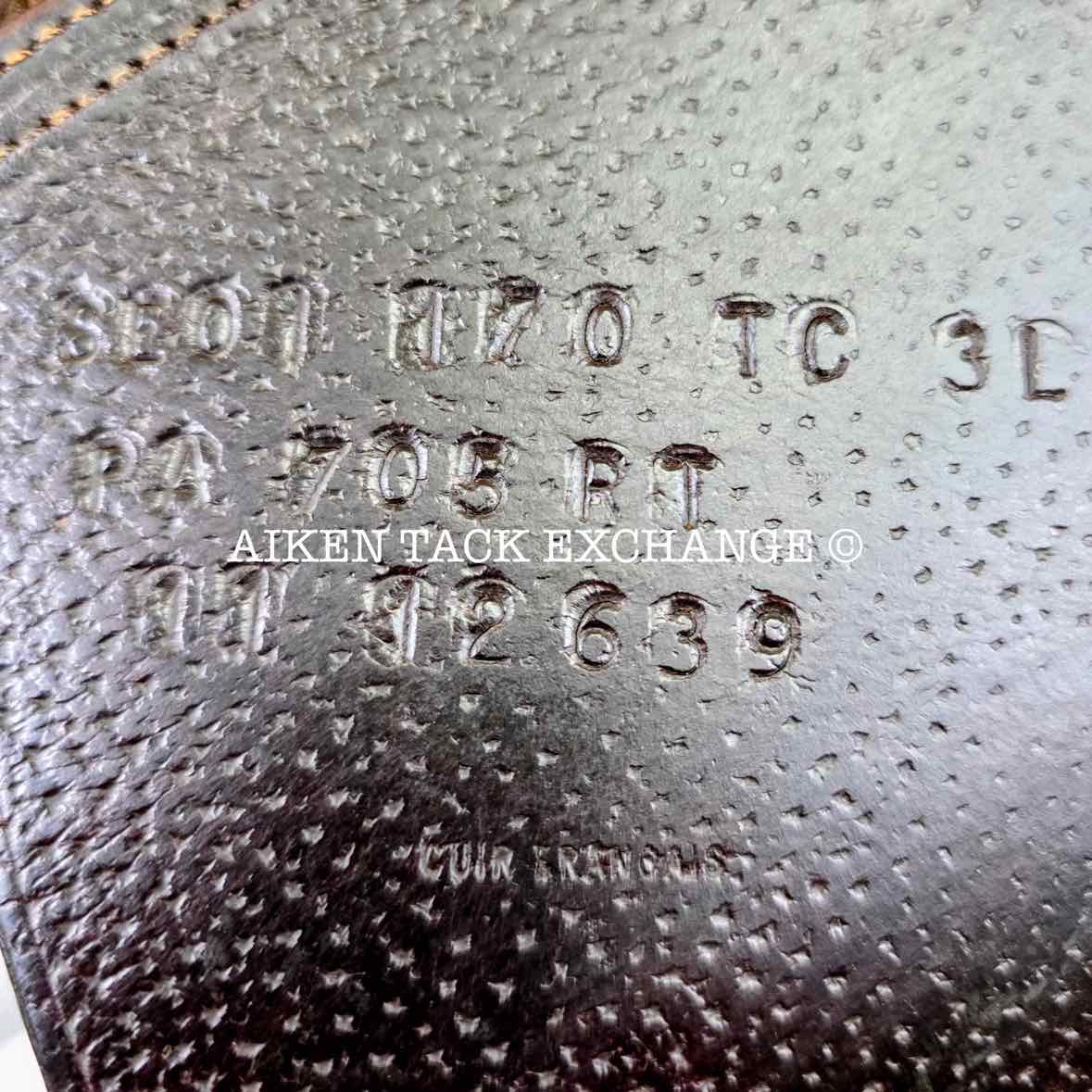 2011 CWD SE01 Close Contact Jump Saddle, 17" Seat, 3L Flap, Medium Wide Tree, Foam Panels, Full Buffalo Leather