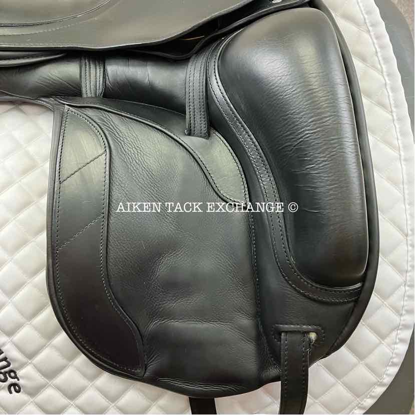 2023 Bliss of London Paramour Monoflap Dressage Saddle, 17" Seat, Short Flap, MW/W Tree, Wool Flocked Panels