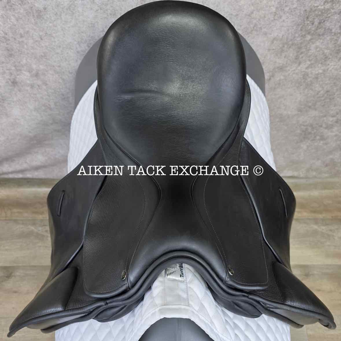 2008 County Perfection Dressage Saddle, 17" Seat, Medium Wide Tree, Wool Flocked Skid Row Panels