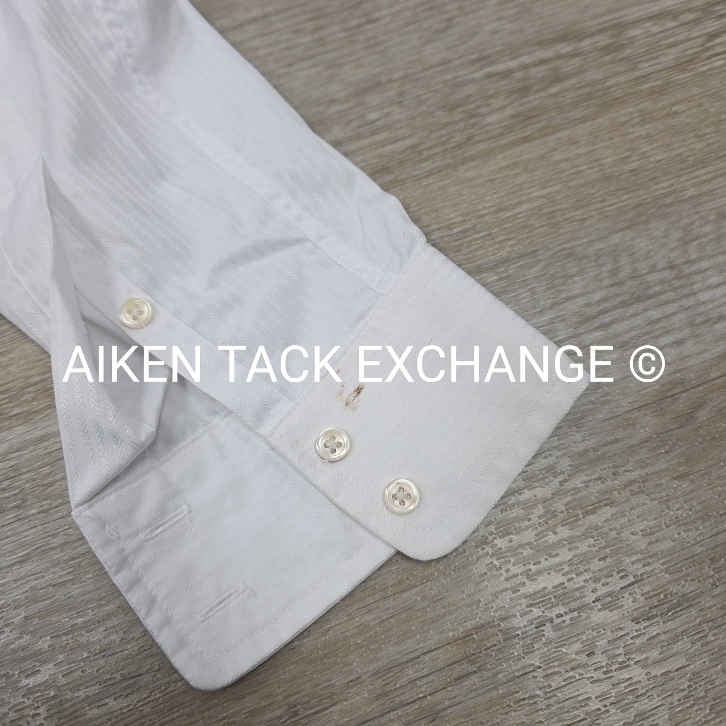 BARGAIN BUNDLE: 1 Beacon Hill, 1 Tailored Sportsman Show Shirt, Size 36