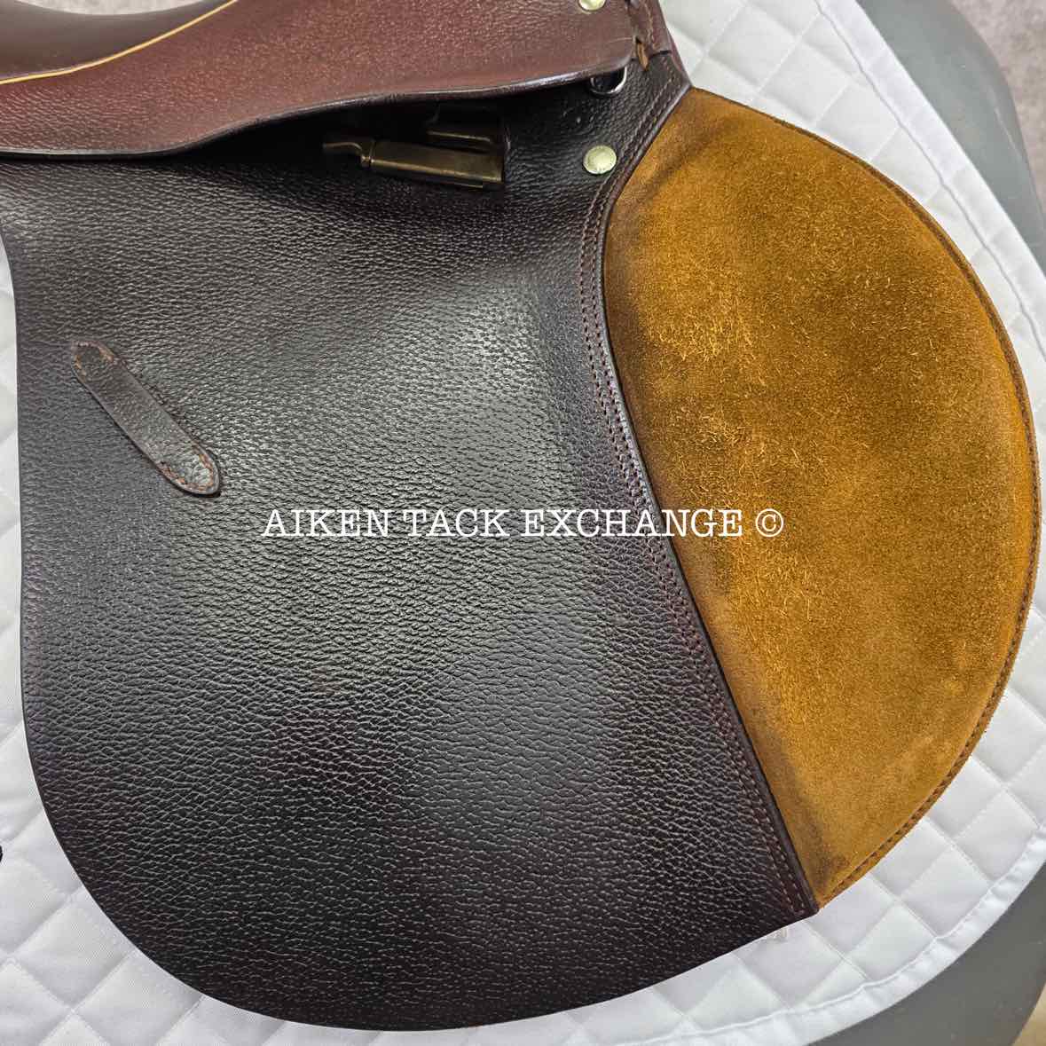 Stubben Siegfried Saddle, 17" Seat, 32cm Tree - Wide, Wool Flocked Panels