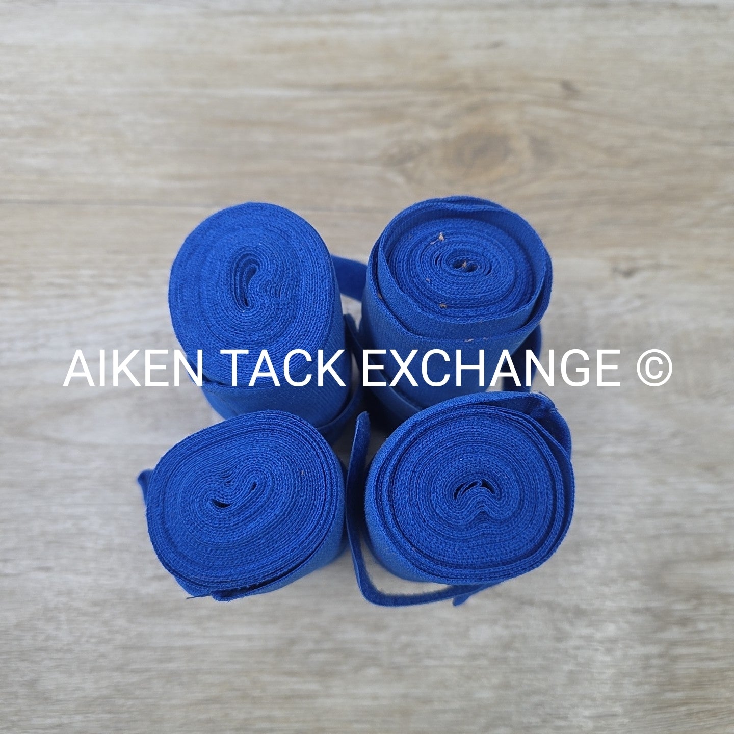 Standing Wraps, Set of 4