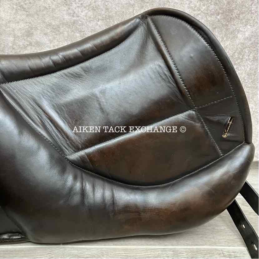 Black Country Vinici Monoflap Jump Saddle, 17" Seat, Medium Tree, Wool Flocked Panels