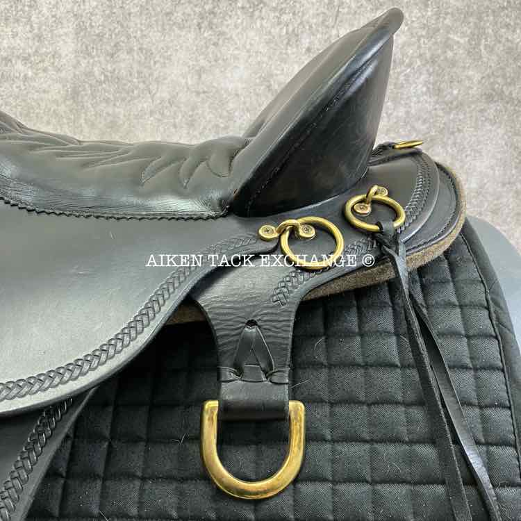 2005 Tucker 146 Classic River Plantation Endurance Saddle, 17.5" Seat, Medium Tree - Semi QH Bars