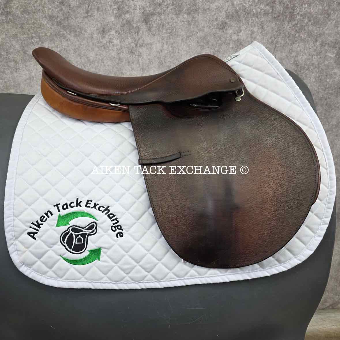 Crosby Miller's Prix Des Nations Close Contact Saddle, 17.5" Seat, Medium Tree, Foam Panels