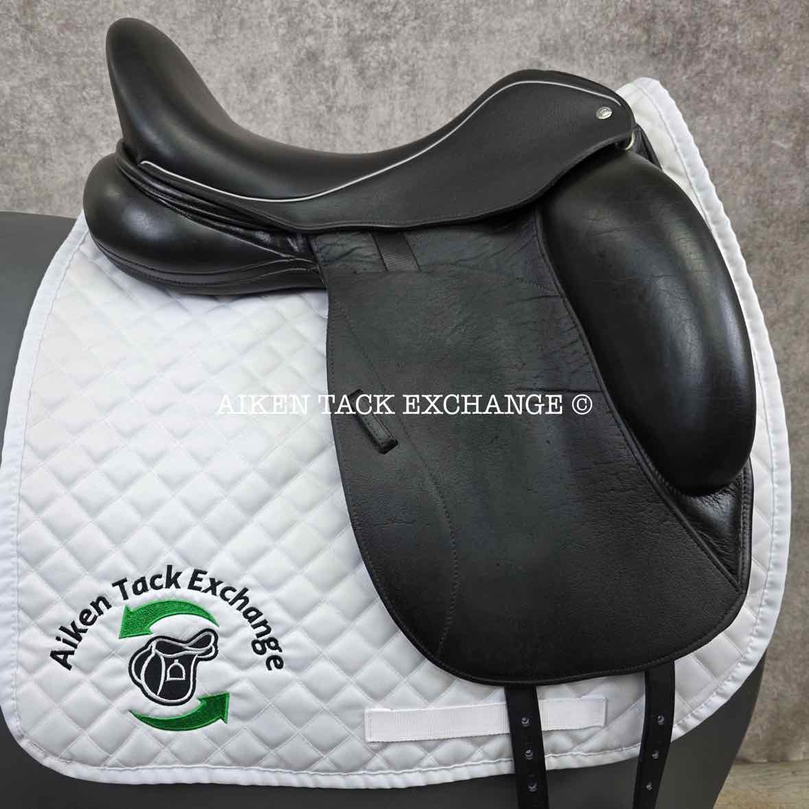 2015 Custom Saddlery Icon Flight Monoflap Dressage Saddle, 17.5" Seat, Adjustable Tree, Wool Flocked Hybrid Panels